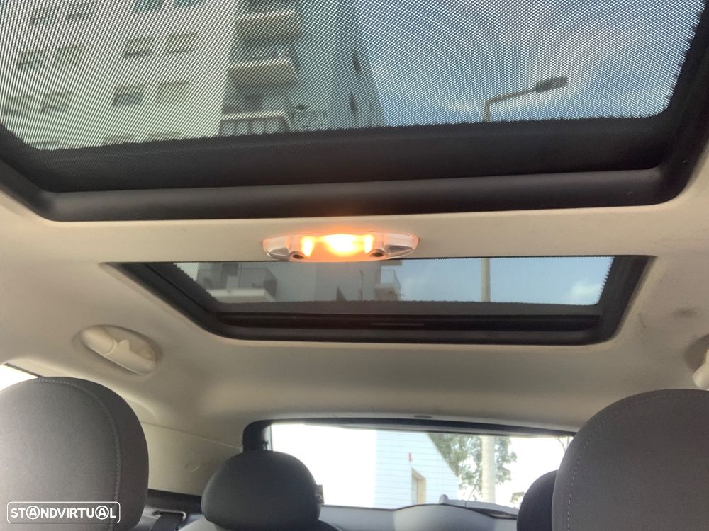 MINI Paceman Cooper D - 16