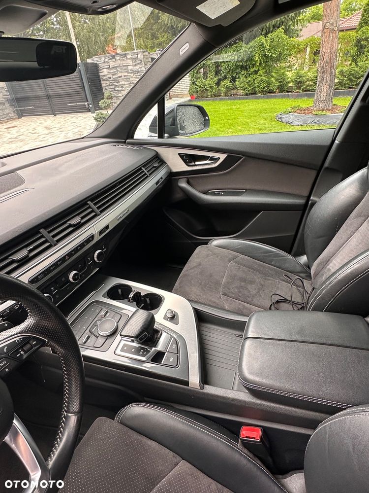 Audi Q7 - 12