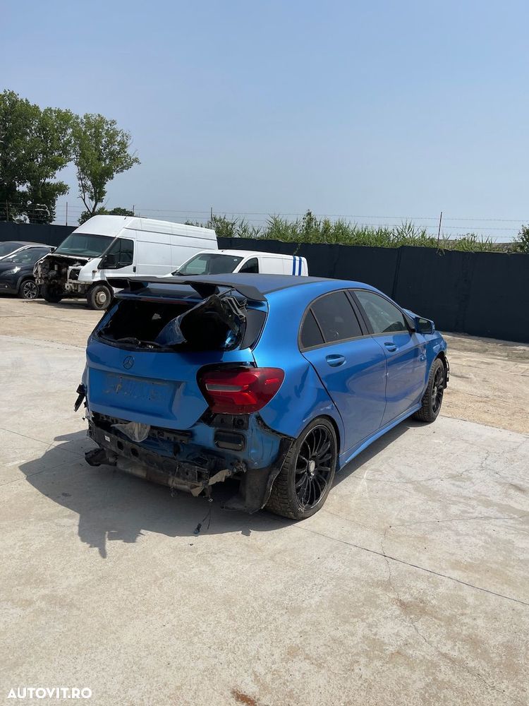 Dezmembrez  Mercedes A Class 1.6 Benzina 122 Cai 2016 - 1