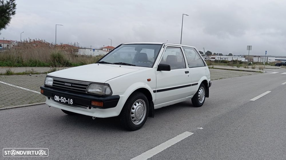 Toyota Starlet 1.0 - 1