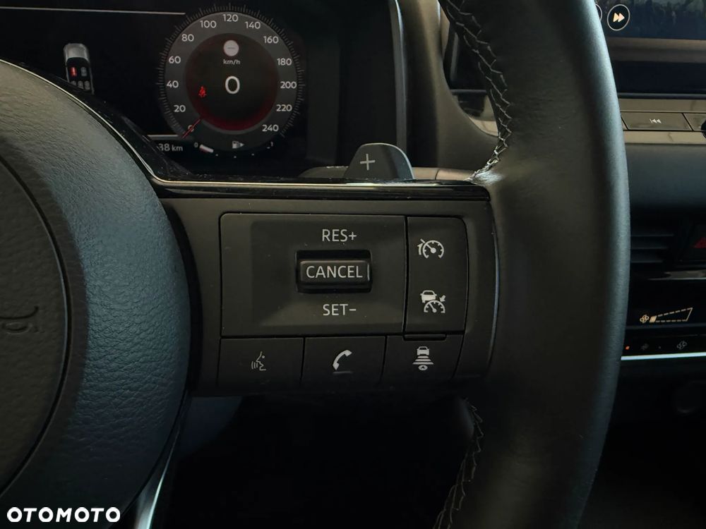 Nissan Qashqai 1.3 DIG-T MHEV N-Connecta Xtronic - 18