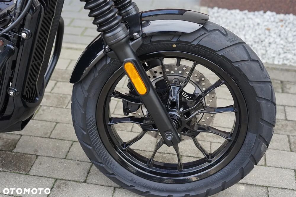 Hyosung GV - 12