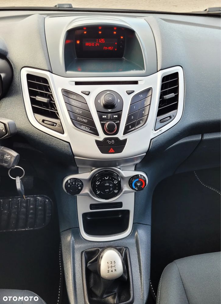 Ford Fiesta 1.25 Trend EU5 - 22