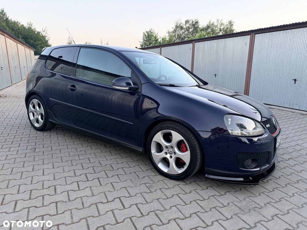 Volkswagen Golf - 4