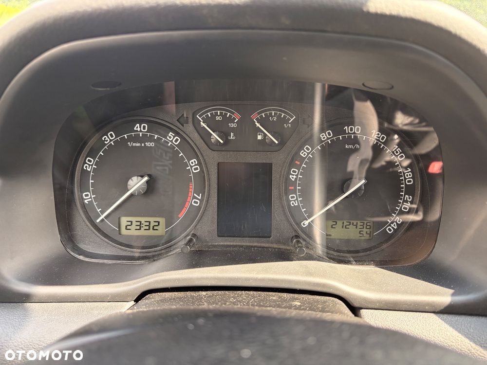 Skoda Octavia 1.8T Celebrate - 17