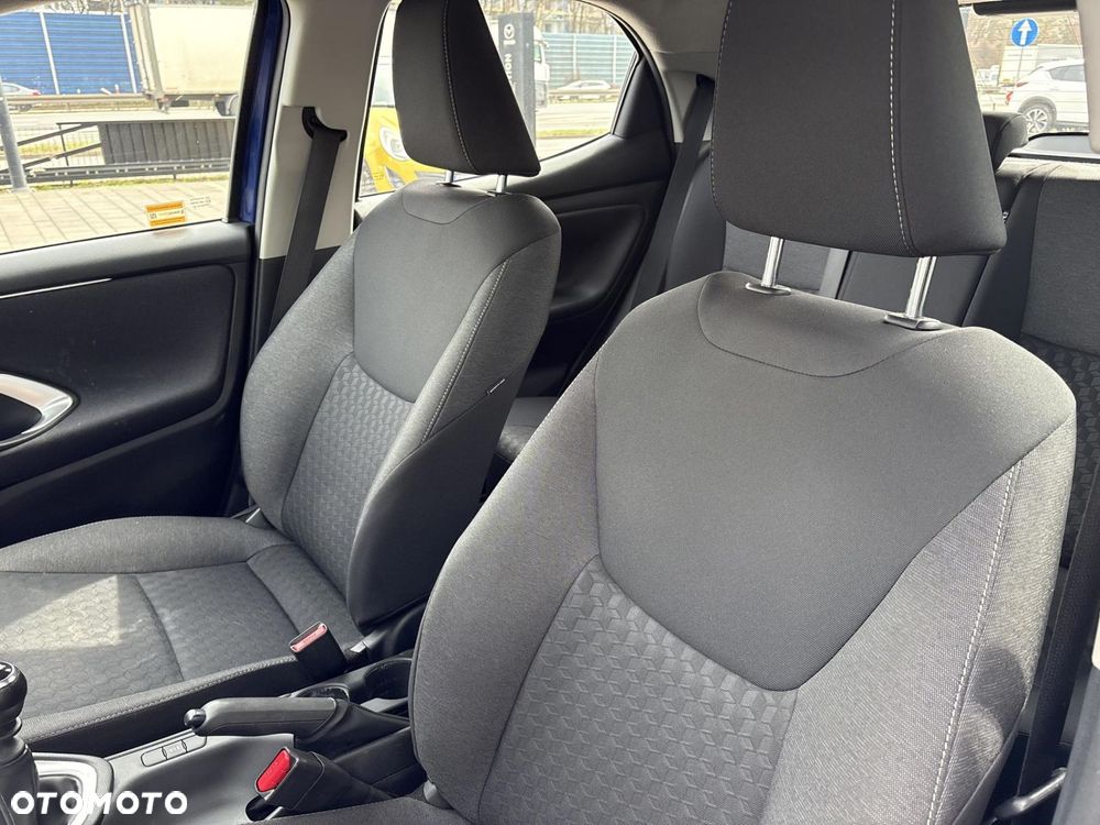 Toyota Yaris 1.5 Comfort - 11