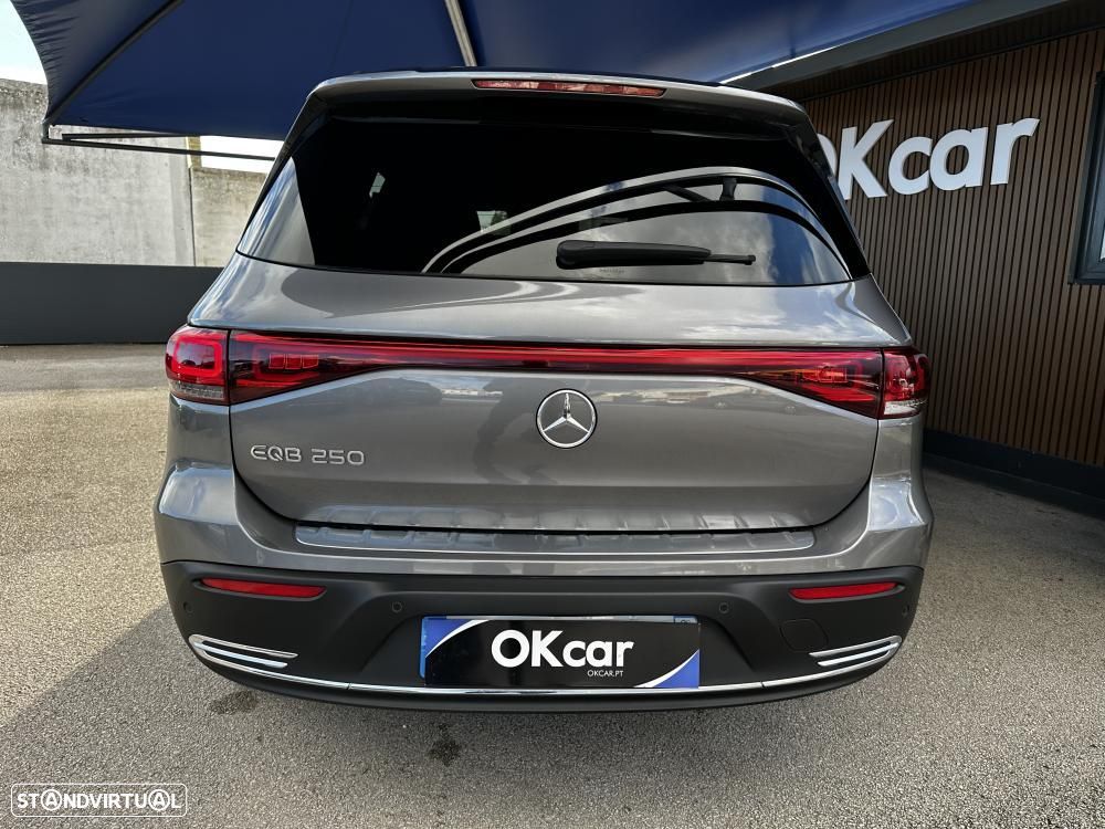 Mercedes-Benz EQB 250 Progressive - 18
