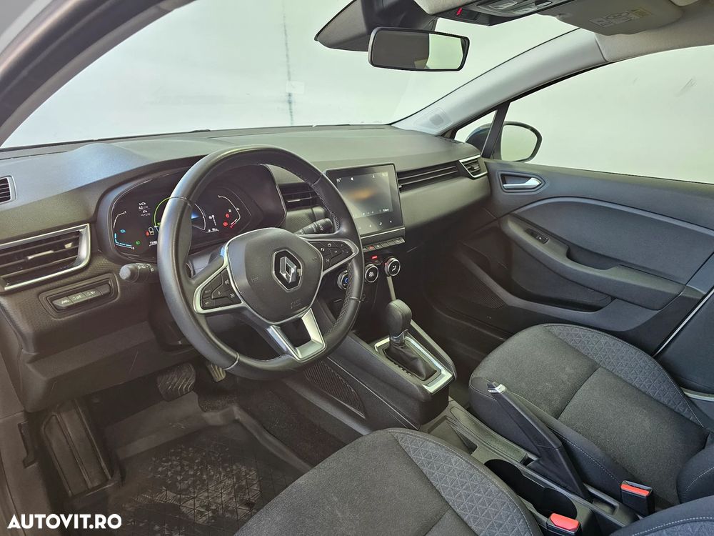 Renault Clio V full hybrid 145 Techno - 8