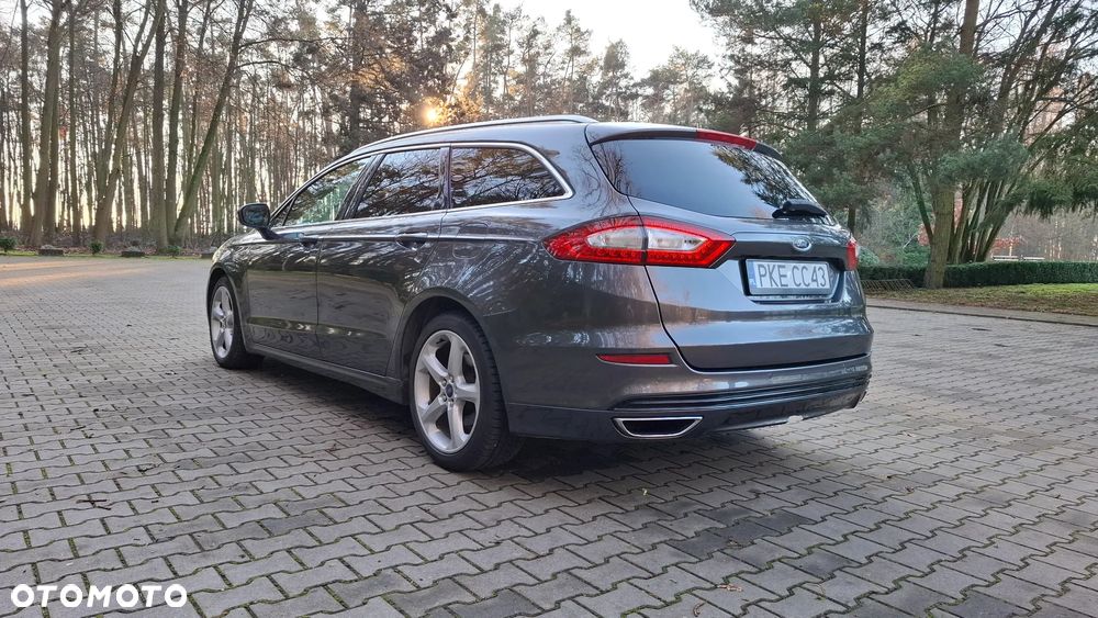 Ford Mondeo SW 2.0 TDCi Titanium PowerShift - 11