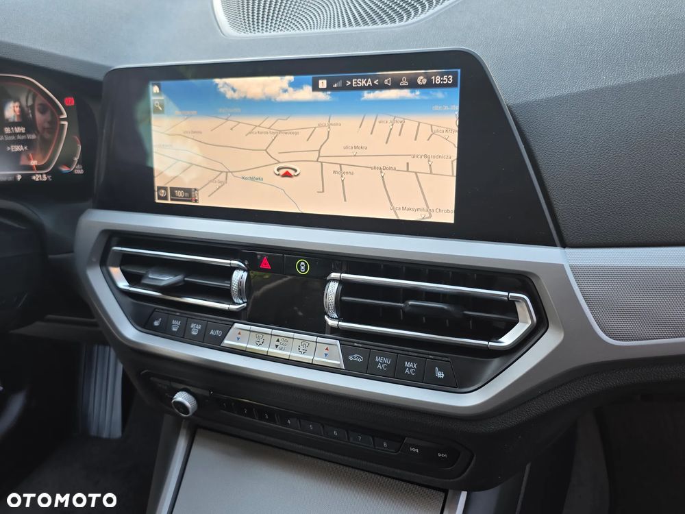 BMW Seria 3 318d mHEV - 20