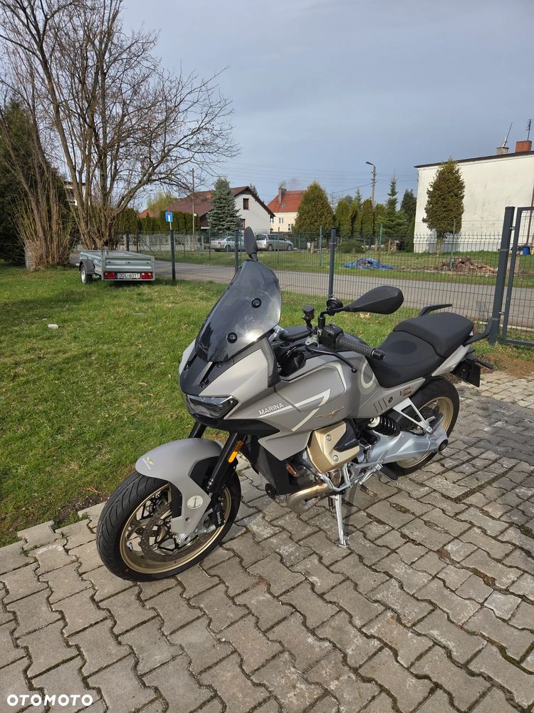 Moto Guzzi V100 Mandello - 2