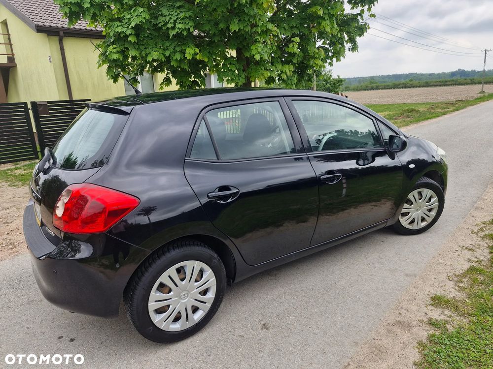 Toyota Auris 1.6 VVT-i Executive - 6