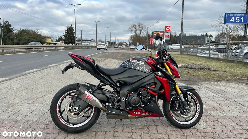 Suzuki GSX 1000 - 11