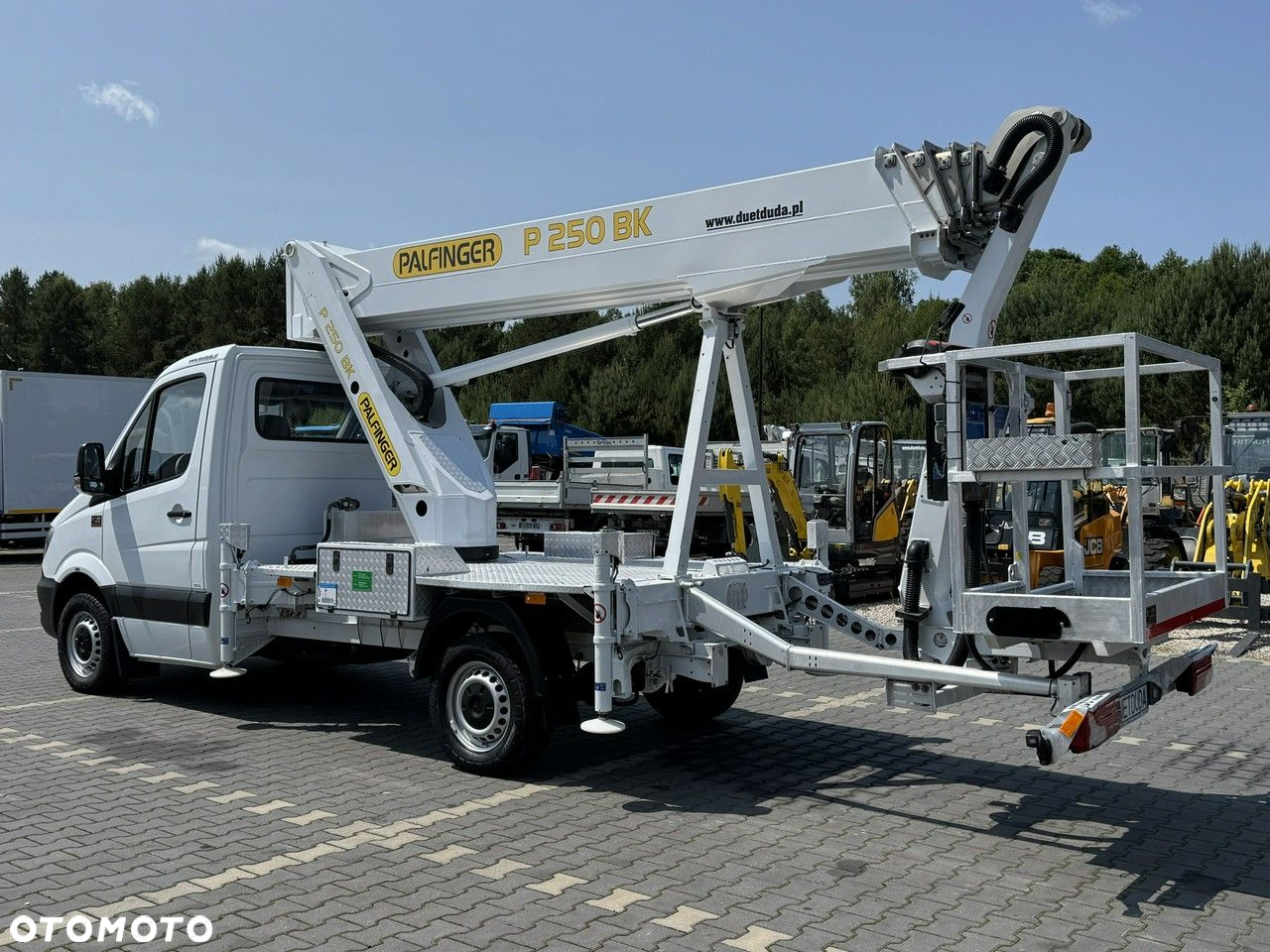 Mercedes-Benz Sprinter - 15