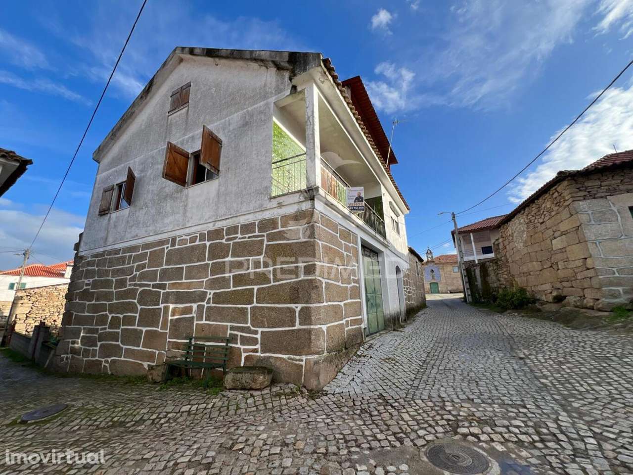 Moradia no Centro de Bouça (Mirandela) - Grande imagem: 3/26