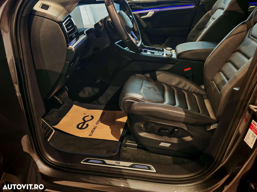 Volkswagen Touareg V6 TSI eHybrid PHEV R - 9
