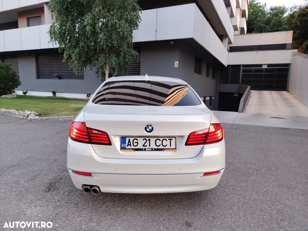 BMW Seria 5 520d Aut. Modern Line - 11