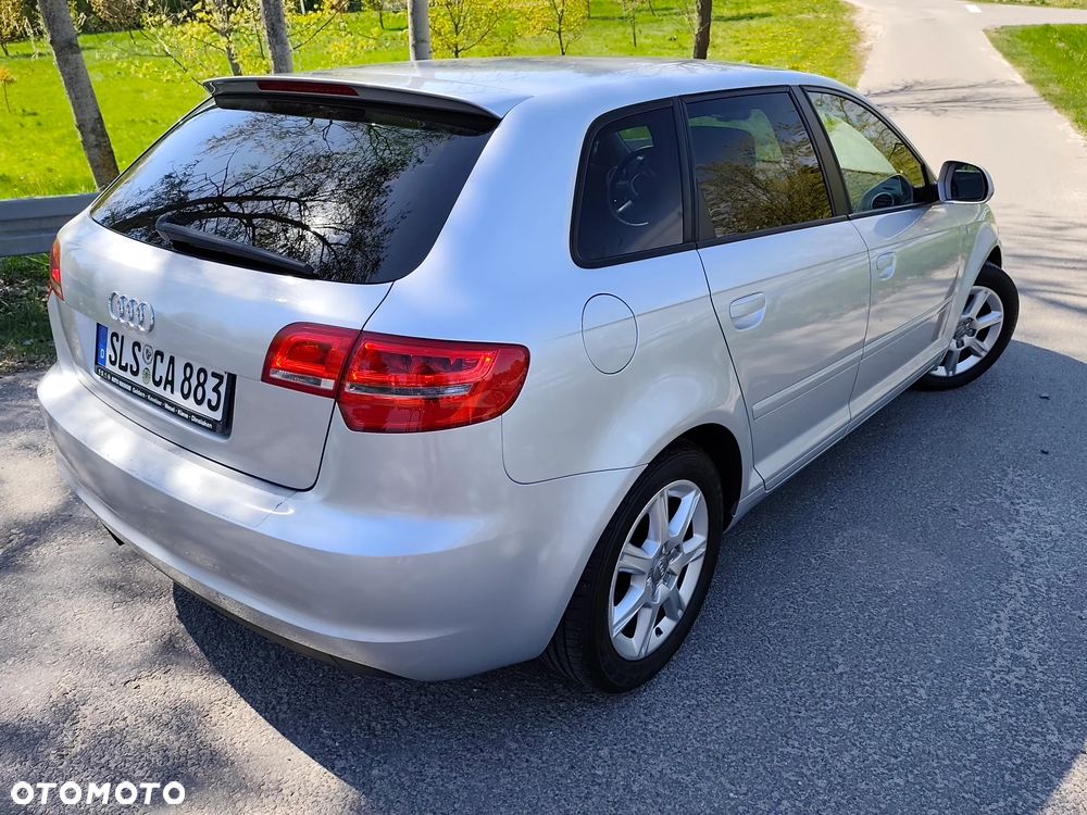 Audi A3 Sportback 1.4 TFSI Attraction - 4
