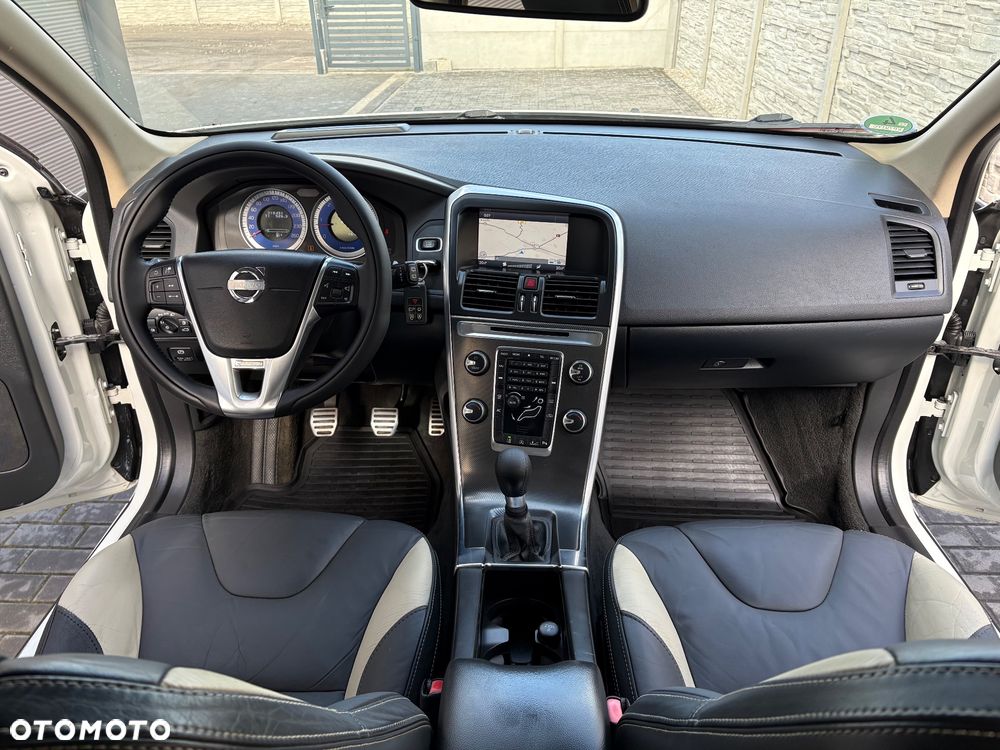 Volvo XC 60 DRIVe R Design - 21