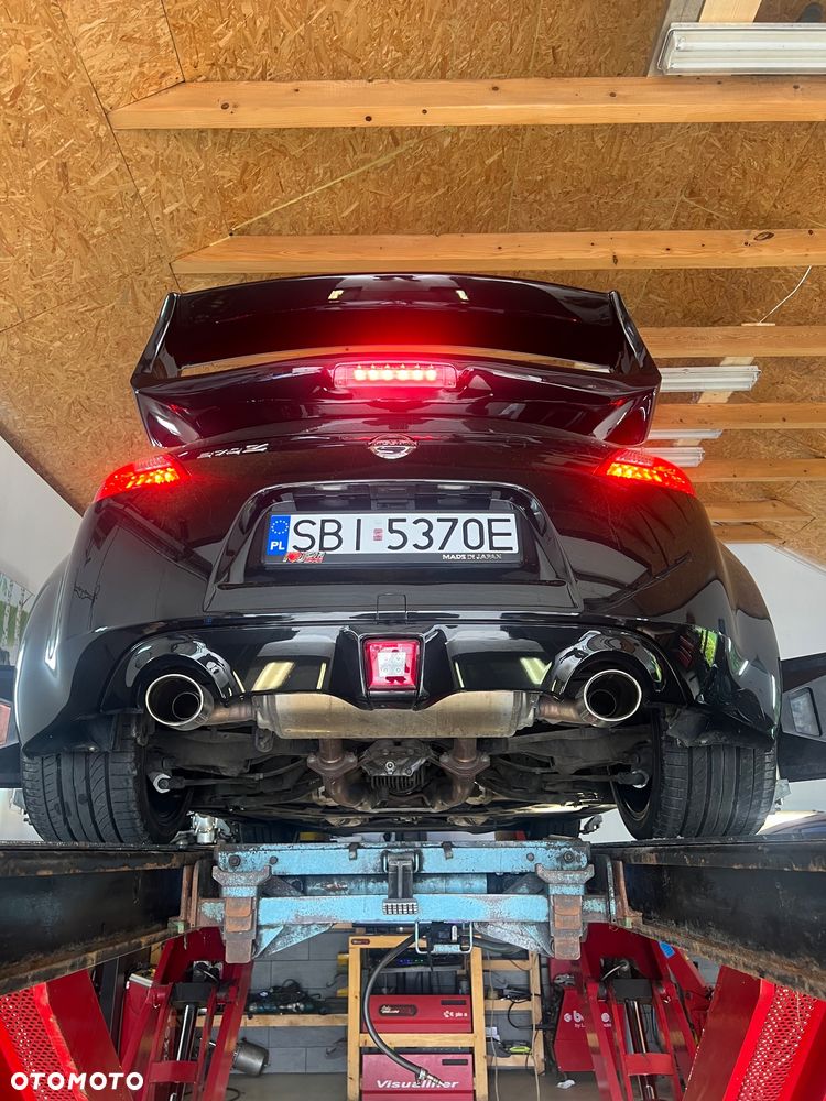 Nissan 370 Z 3.7 V6 - 16