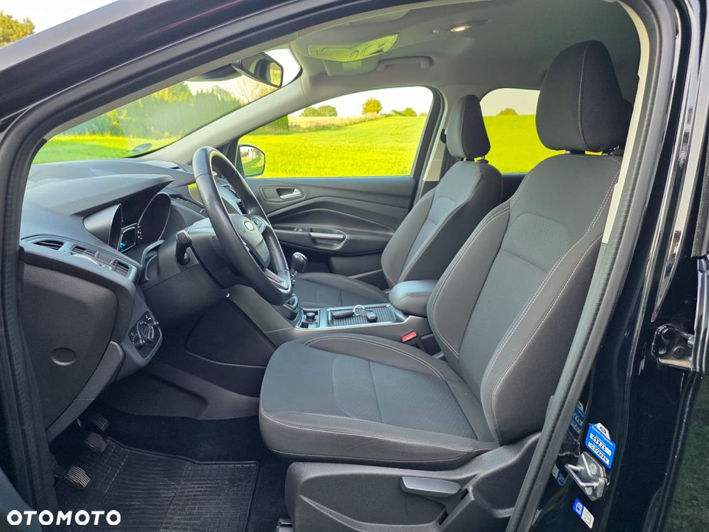 Ford Kuga 1.5 EcoBoost 2x4 Cool & Connect - 8