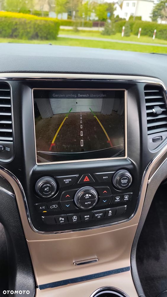 Jeep Grand Cherokee 3.0 CRD Overland Summit - 17