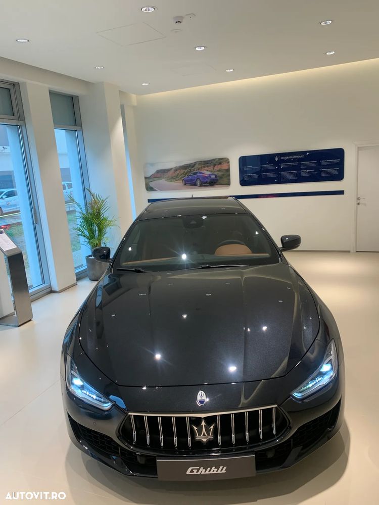 Maserati Ghibli - 5