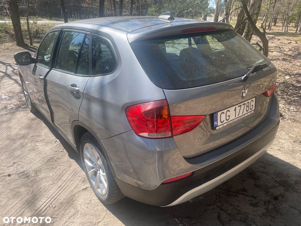 BMW X1 sDrive18d xLine - 4