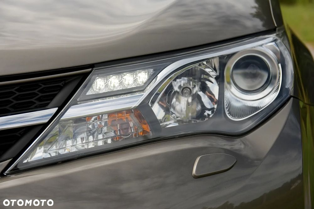 Toyota RAV4 2.0 4x4 Start&Stop CVT Executive - 18