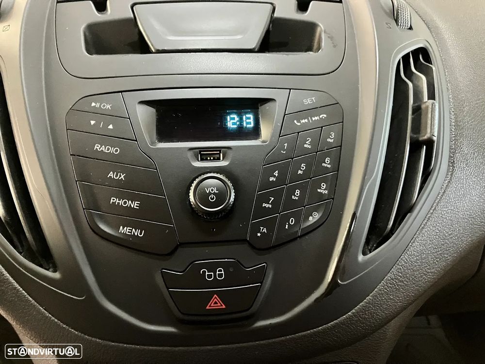 Ford TRANSIT COURIER 1.5 TDCI - 19