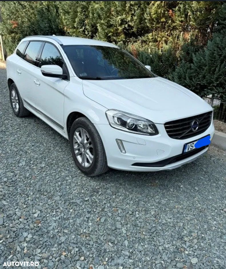 Volvo XC 60 D3 Momentum - 1