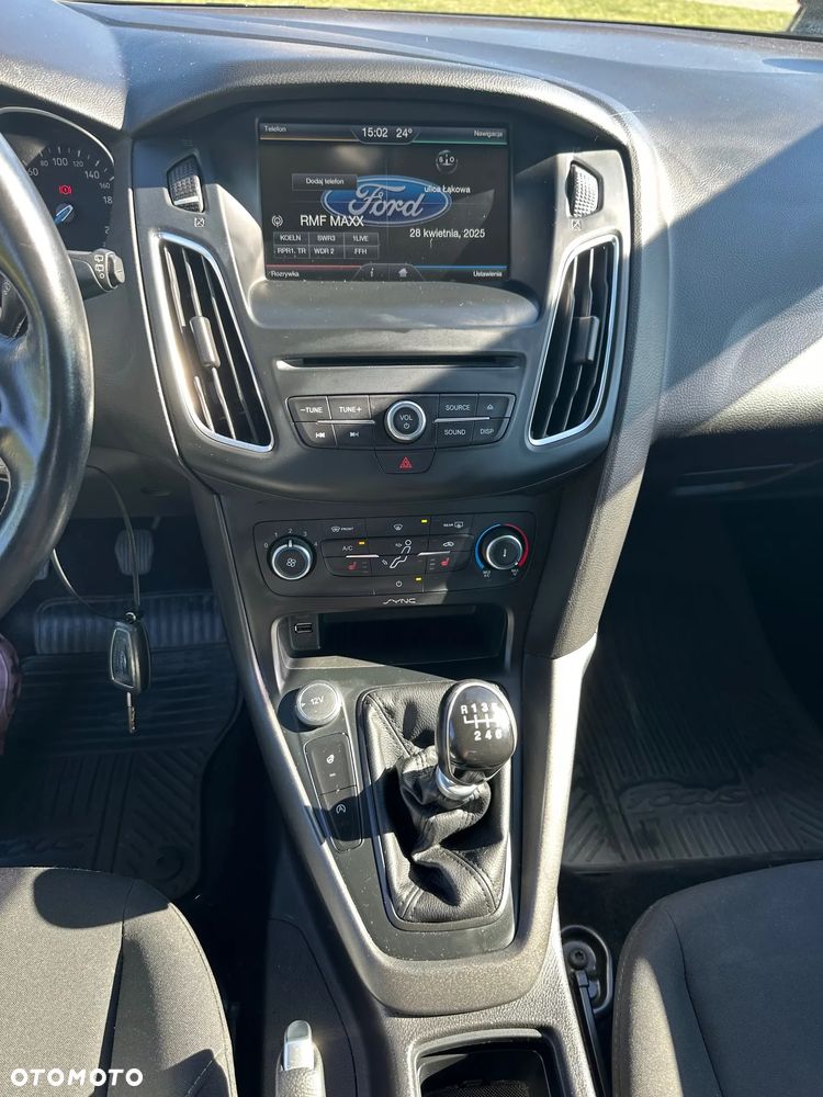 Ford Focus Turnier 1.5 EcoBoost Start-Stopp-System Business Edition - 13