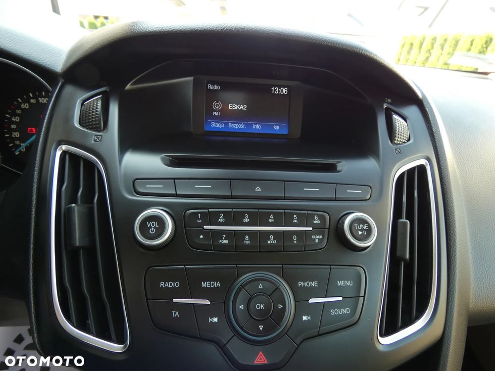 Ford Focus 1.6 Trend - 21