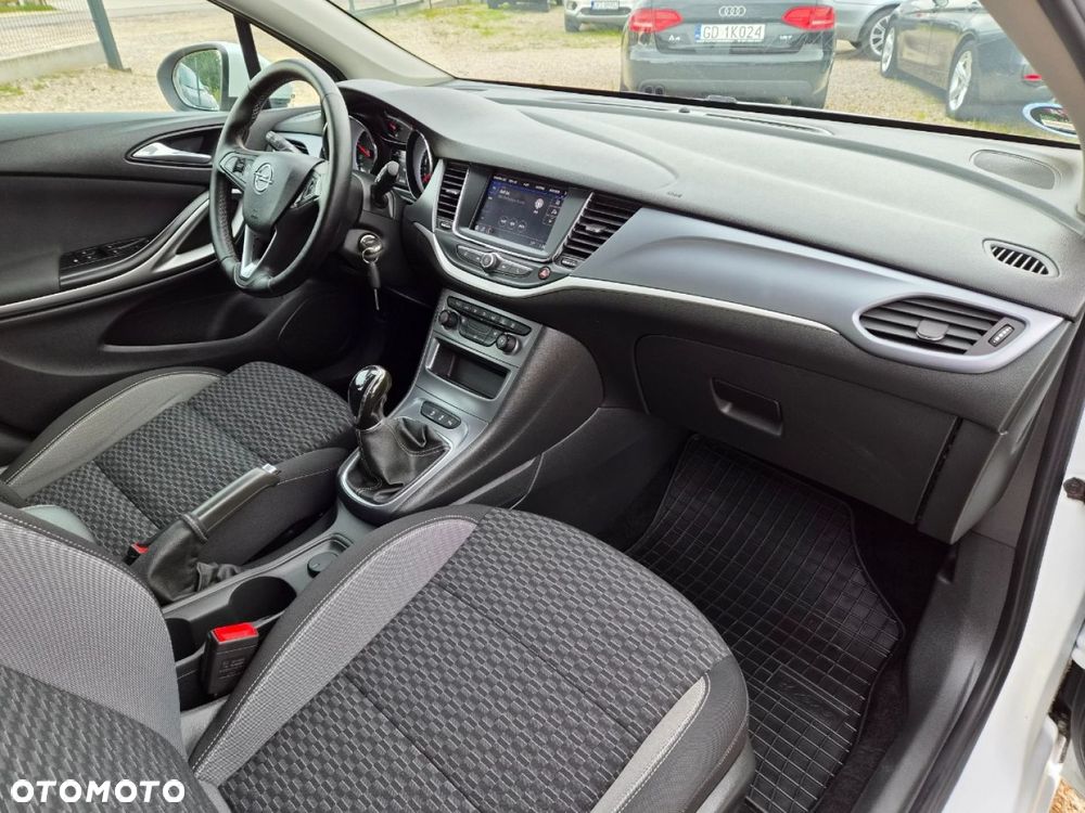 Opel Astra - 18