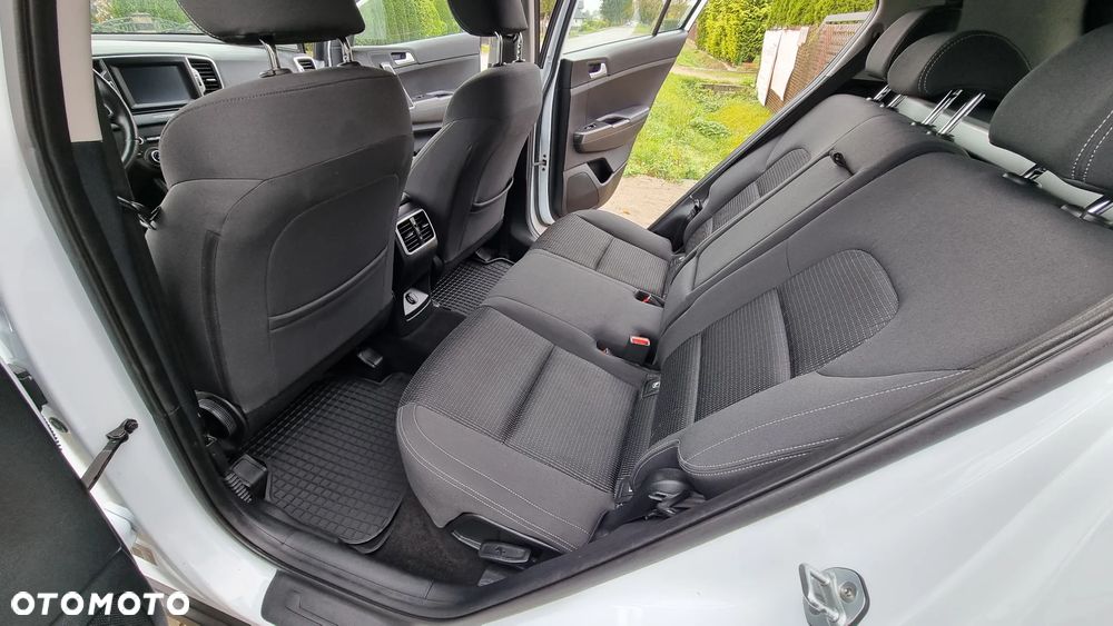 Kia Sportage 1.6 GDI L Business Line Plus 2WD - 9