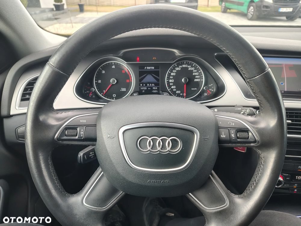 Audi A4 Avant 2.0 TDI DPF quattro S tronic Attraction - 31