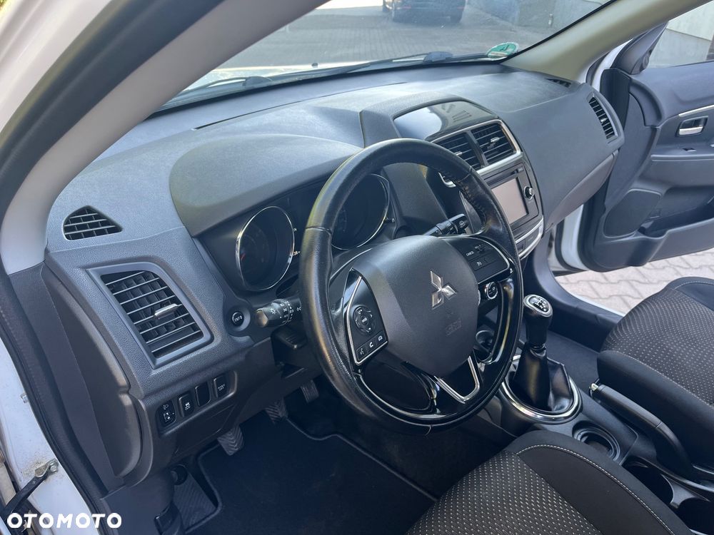 Mitsubishi ASX 1.6 Active - 11