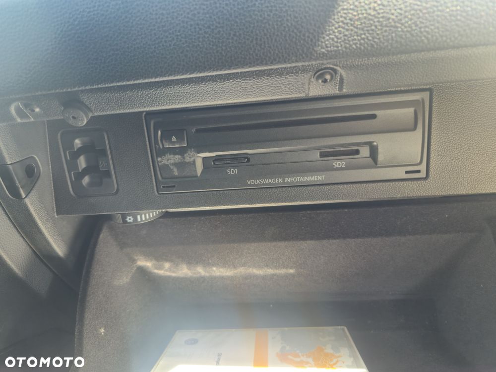 Volkswagen Passat Variant 2.0 TDI (BlueMotion Technology) Highline - 10