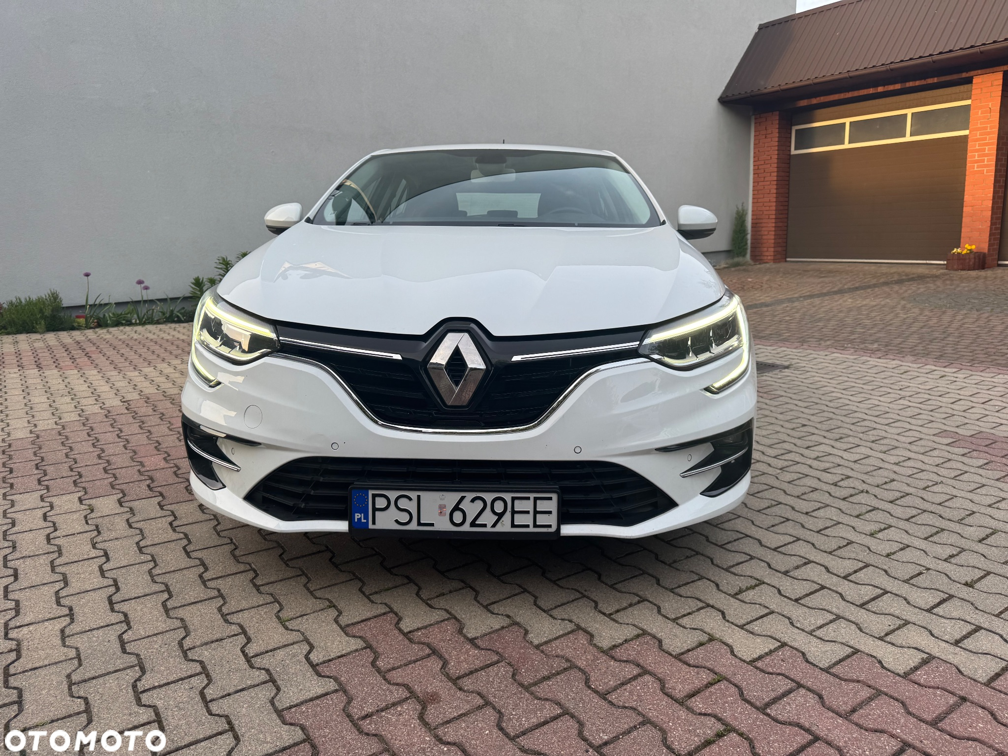 Renault Megane 1.5 Blue dCi Intens - 12