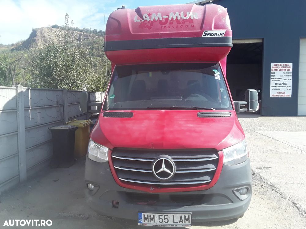 Mercedes-Benz Sprinter - 12