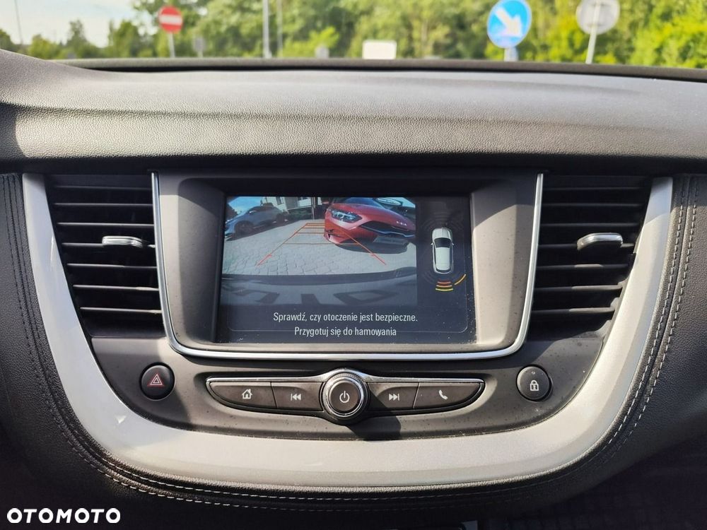 Opel Grandland X 1.2 T GPF Design Line S&S - 18