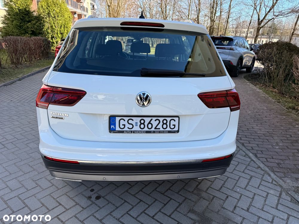 Volkswagen Tiguan - 17