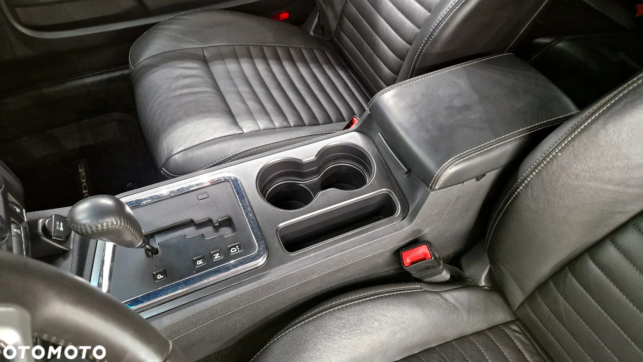 Dodge Challenger Automatik SXT Plus - 14