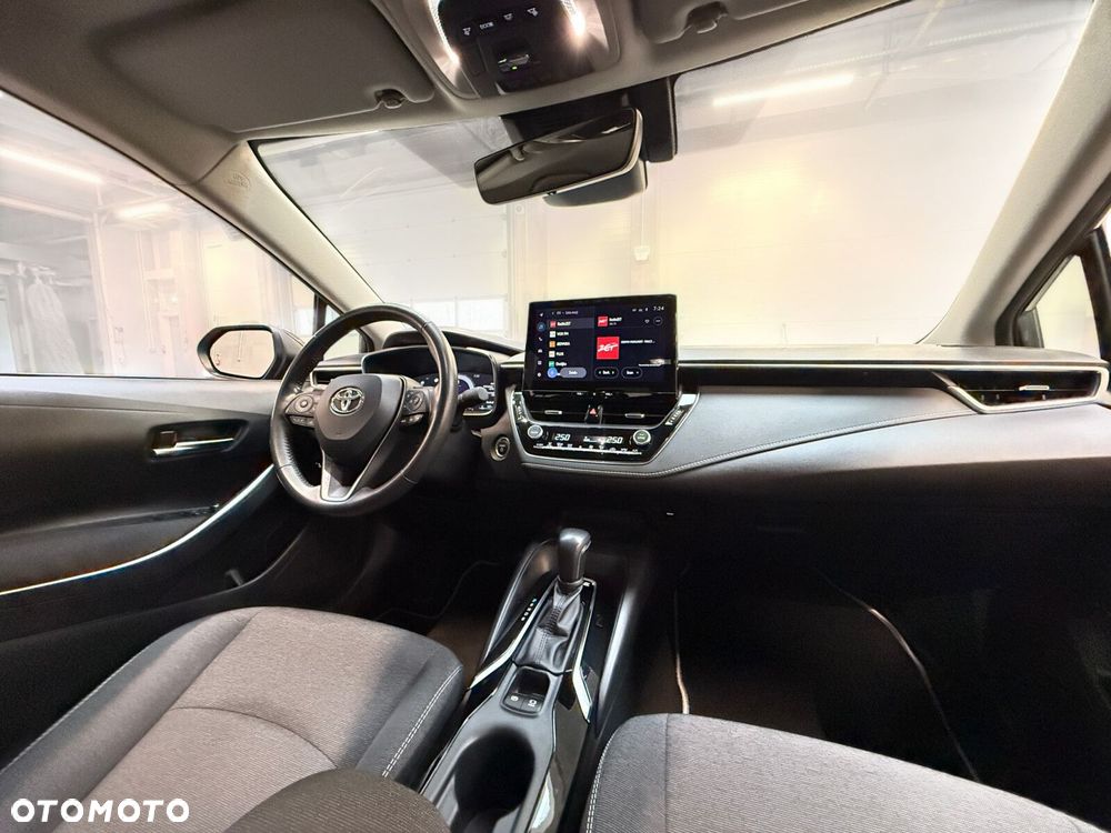 Toyota Corolla 1.8 Hybrid Comfort - 30
