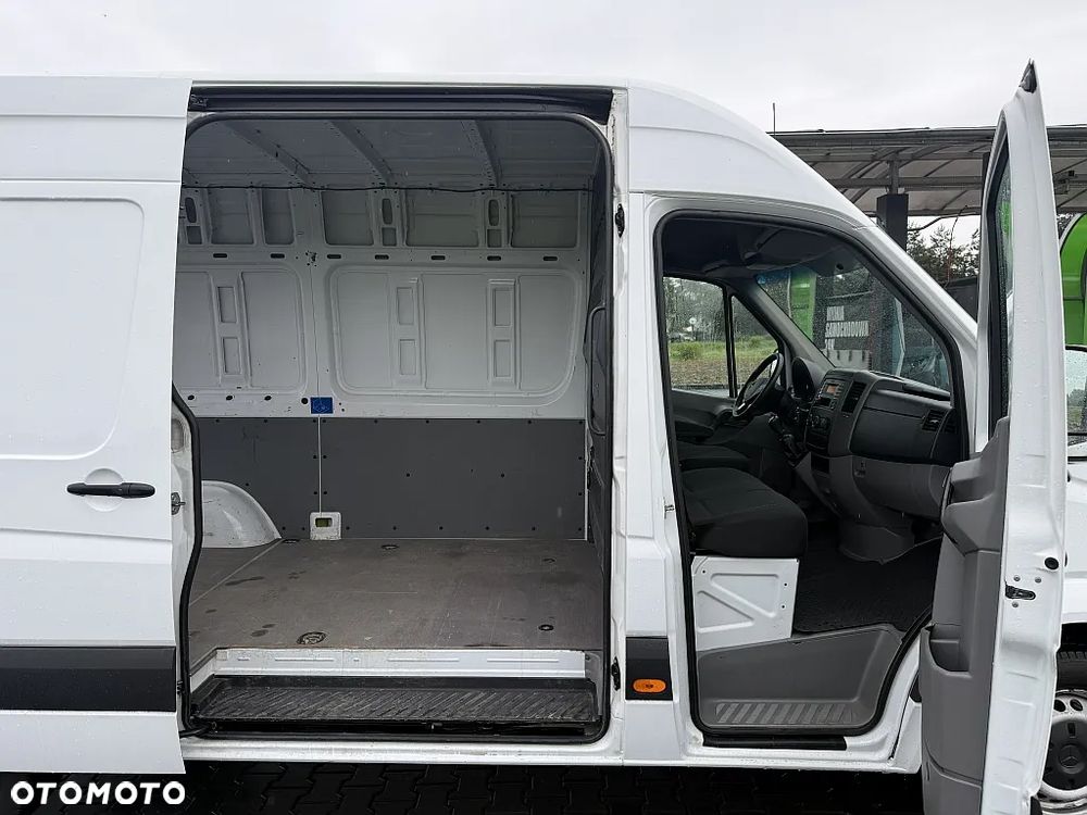 Mercedes-Benz SPRINTER - 11