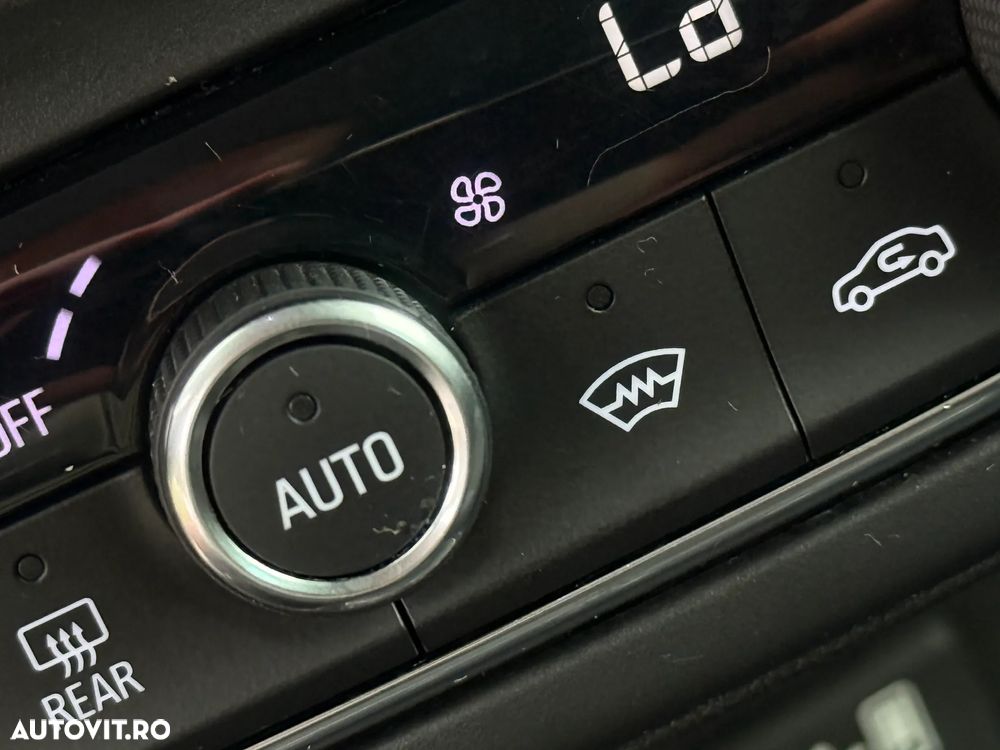 Opel Crossland X 1.2 ECOTEC Start/Stop Innovation - 28