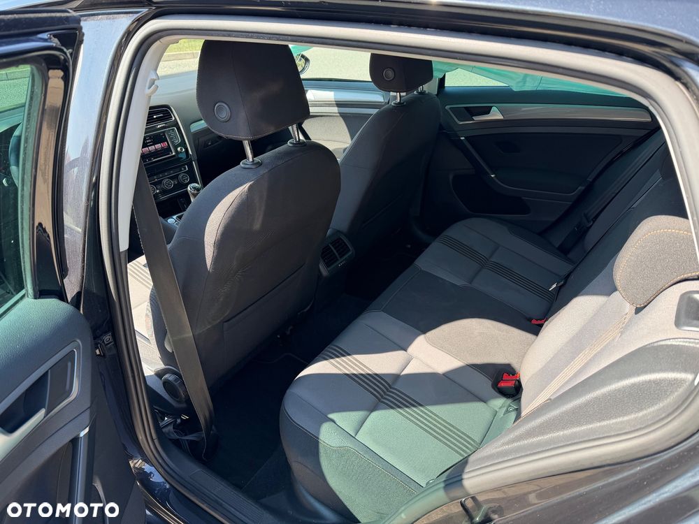 Volkswagen Golf 1.6 TDI BlueMotion Technology Allstar - 13