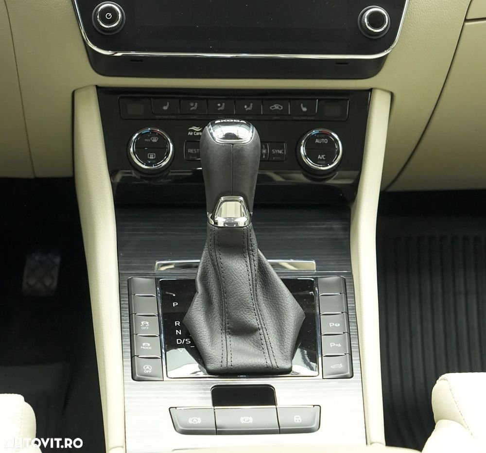 Skoda Superb 2.0 TSI DSG 4X4 Style - 26