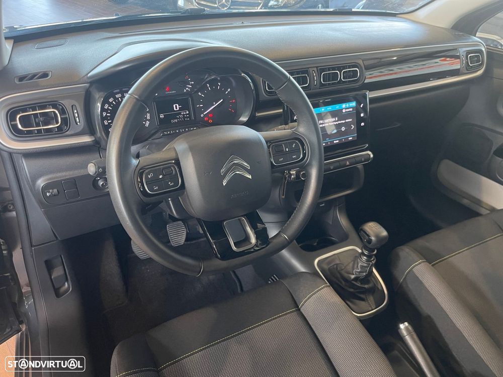 Citroën C3 1.2 PureTech Shine - 9