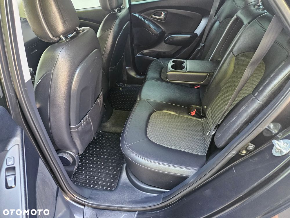 Hyundai ix35 1.6 2WD blue Trend - 6